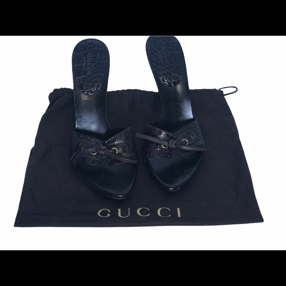 Gucci Dark Brown Leather/Alligator mules!